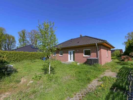 Moderner Bungalow mit zusätzlichem Bauplatz in sehr ruhiger, zweiter Reihe an Berliner Stadtgrenze