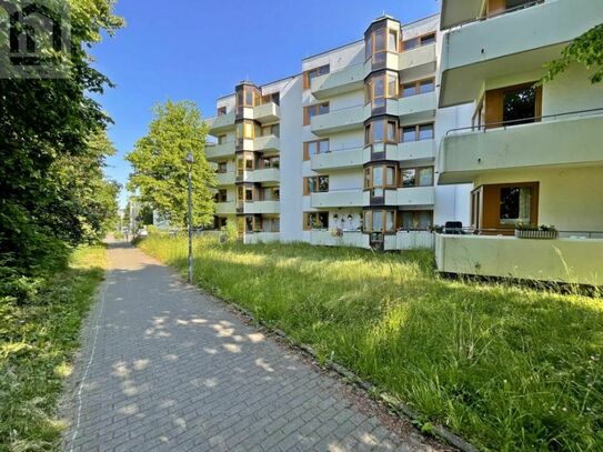 2,5-Zimmer Wohnung mit besonderem Schnitt, zwei Balkonen und Doppelparker in KN-Allmannsdorf