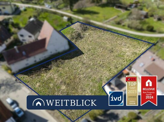 WEITBLICK: Attraktives Baugrundstück: Platz für drei Mehrfamilienhäuser mit insgesamt 13 Einheiten!