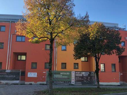 RG Immobilien - Neubau Reihenmittelhaus mit Terrasse und Balkon in zentraler Lage von Erding