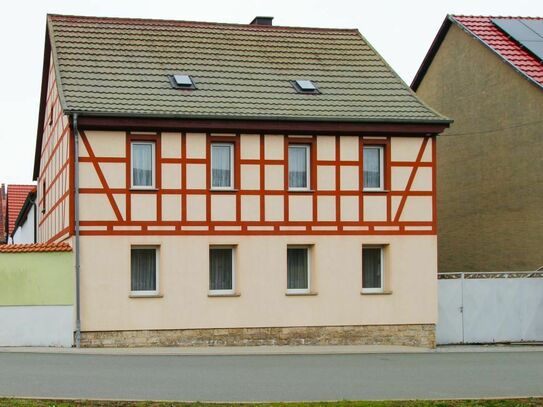 Bauernhaus mit Nebengebäude in Pfiffelbach