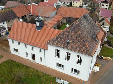 Mehrfamilienhaus mit 3 Wohneinheiten und Ausbaupotential in Guthmannshausen
