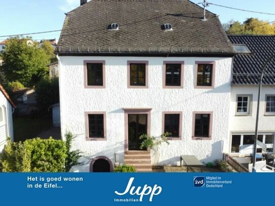 Aufwendig renoviertes historisches Landhaus, Niederehe (12)