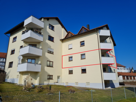 Sonnige 4-Zimmer-Wohnung mit Balkon