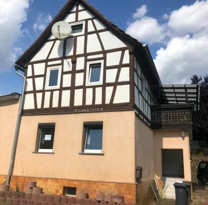 renovierungsbedürftiges Fachwerkhaus in Oberhasel