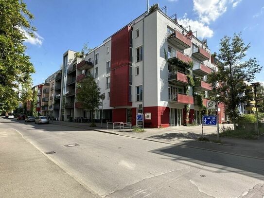 Atelierwohnung im französischen Viertel. Wohnen und arbeiten verbinden oder reine Wohnnutzung.