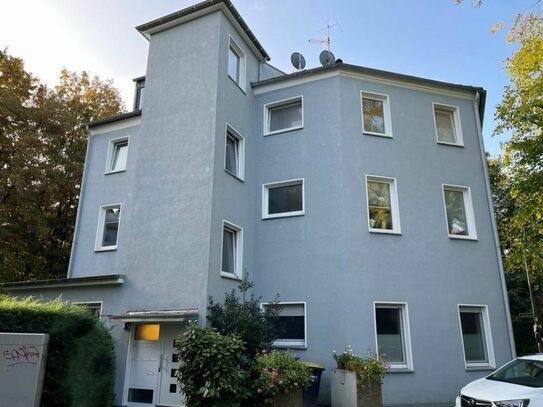 KOMPLETT SANIERTES MEHRFAMILIENHAUS 
ATTRAKTIVE KAPITALANLAGE IN ESSEN-FISCHLAKEN!