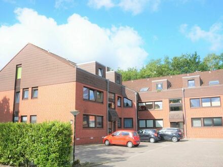 Friedrichsfehn ! 2 ZKB Obergeschosswohnung mit Balkon in 
zentrumsnaher Lage. Vermietet.