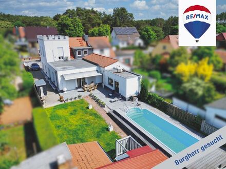 Neuer "Burgherr" für ca. 200 m² moderne Wohnfläche in Laufweite zum Storkower See gesucht!