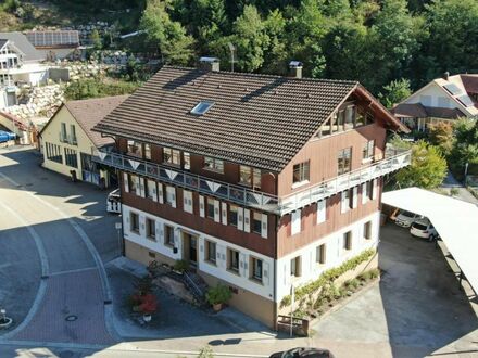 Vermietetes Mehrfamilienhaus in Alpirsbach- Rötenbach