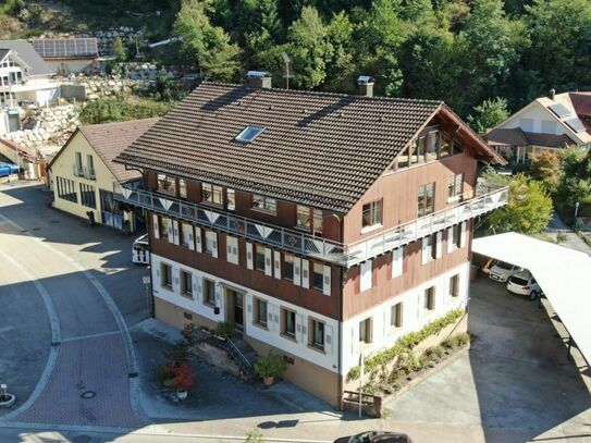 Vermietetes Mehrfamilienhaus in Alpirsbach- Rötenbach