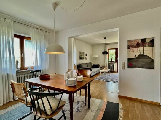 Helle und freundliche 3,5-Zimmer-Wohnung mit großem Balkon, TG-Platz und Gartenblick, frei!