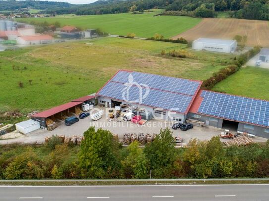 ***Gewerbeobjekt mit 2 Lagerhallen + Carport-Halle***