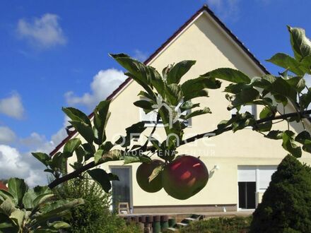 ***Mehrfamilienhaus mit großem Garten in bester Lage - voll vermietet***