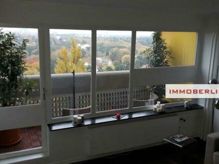 IMMOBERLIN.DE - Begehrenswerte Wohnung im Corbusier-Haus mit Loggia – Bellevue über Berlin