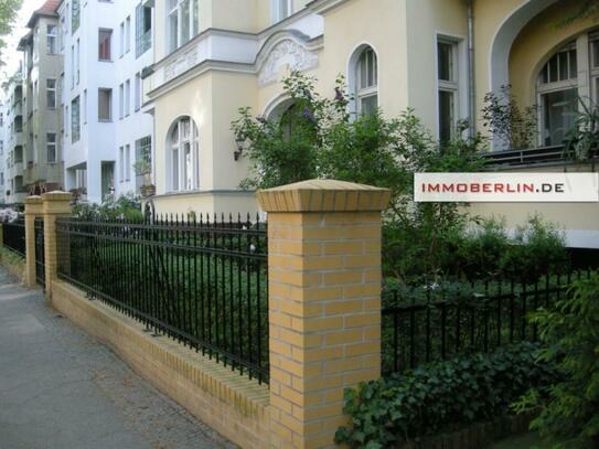 IMMOBERLIN.DE - Toplage! Tolle Altbauwohnung mit Südwestbalkon + -terrasse auf 2 Etagen