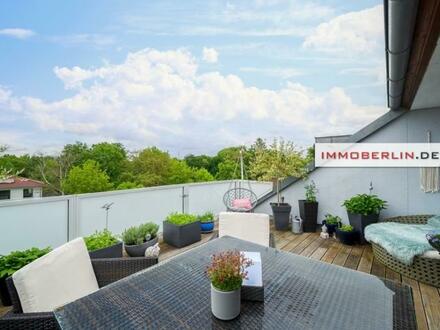 IMMOBERLIN:DE - Topambiente im Ortszentrum! Familienfreundliche Wohnung mit großer Terrasse + 2 Pkw-Stellplätzen