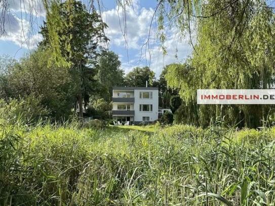 IMMOBERLIN.DE - Wassergrundstück -Zeitnaher Leerstand! Mehrfamilienhäuser auf Wassergrundstück in nobler Lage