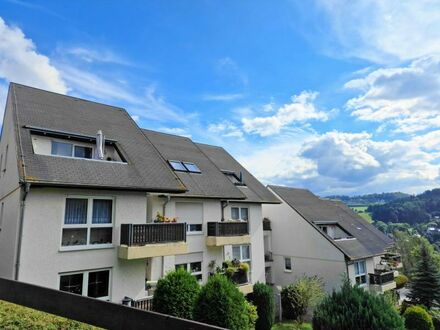 +++ Geräumige 2-Zimmer-Dachgeschosswohnung in ruhiger Lage von Schwarzenberg/Bermsgrün +++