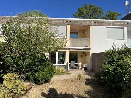 Familienfreundliches, sehr gepflegtes Reihenmittelhaus 4-5 Zimmer mit Sonnengarten in TOP-Wohnlage
