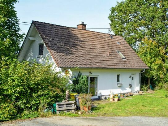 Ländliches Paradies: Gemütliches Einfamilienhaus in naturnaher Ruheoase