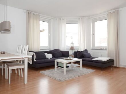 Großzügige & helle 2-Zimmer-Wohnung mit moderner Ausstattung in bevorzugter Lage