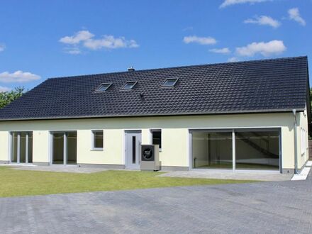 HORN IMMOBILIEN++ Neubrandenburg, hochwertiges Ein- oder Zweifamilienhaus mit viel Platz!