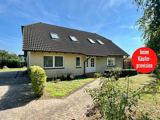 HORN IMMOBILIEN++ Einfamilienhaus mit Einliegerwohnung in Dorfrandlage, nur 10 min. bis Neubrandenburg