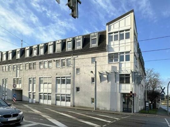 Bürokomplex in guter Lage in Zwickau 
bis 2030 an eine Behörde vermietet. 
Faktor 15 !