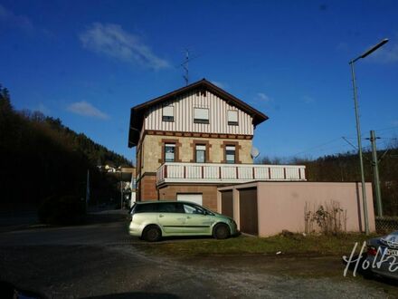 Solide Kapitalanlage ... MFH mit vier Wohnungen in Epfendorf !!