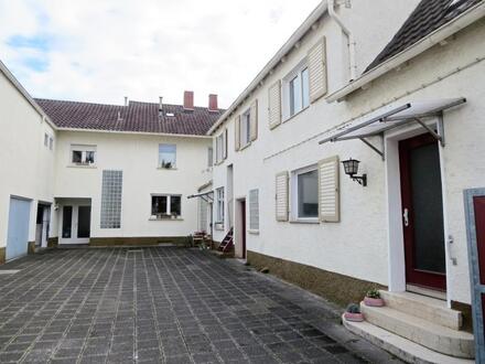 Mehrgenerationenhaus mit 4 Garagen, gr. Südgarten