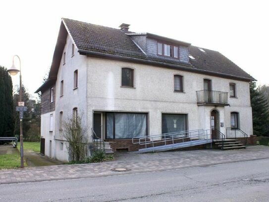 Mehrfamilienhaus in zentraler Lage von Ruppichteroth-Schönenberg