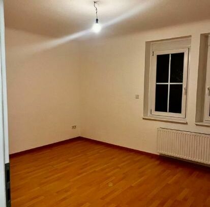 Top renovierte 3 Zimmer Wohnung