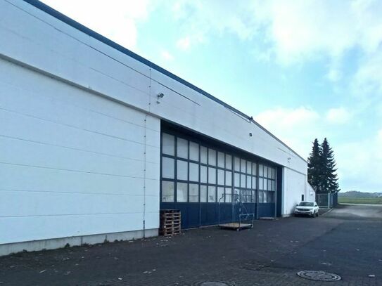 Zwei auch einzeln anmietbare Hallen (Produktion/Werkstatt und Lagerung) in Kassel-Calden