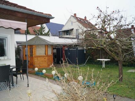 Haus mit Terrasse und eigenem Garten, derzeit vermietet