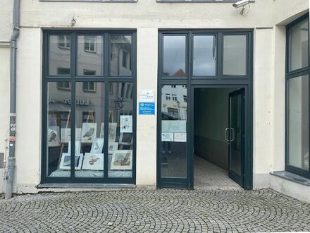 Zentrale Lage | Kleiner Shop im Stadtzentrum von Lutherstadt Eisleben zur Miete