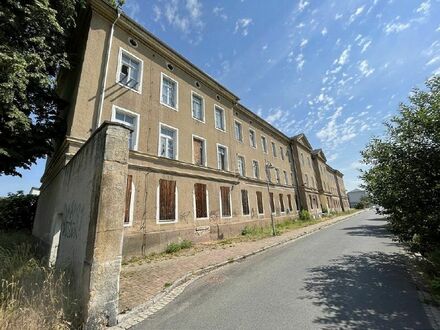 historische Kaserne mit Denkmalschutz zum Gewerbeobjekt entwickeln