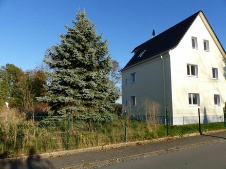 Mehrfamilienhaus mit 2 Wohneinheiten und ca. 2.980 m² Grundstück bei Oschatz zu verkaufen!