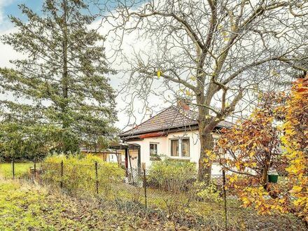 Charmanter Bungalow mit großem Grundstück in Panketal