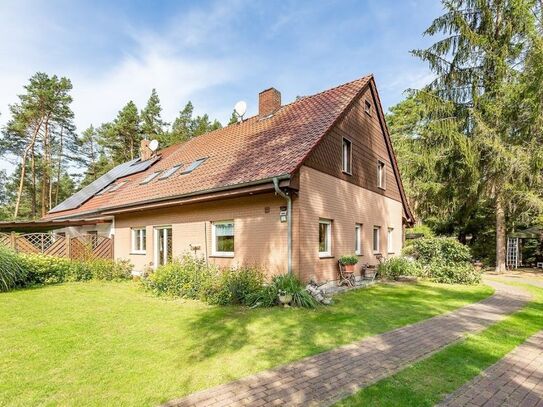 Großzügige Doppelhaushälfte auf weitläufigem Grundstück in Oberkrämer