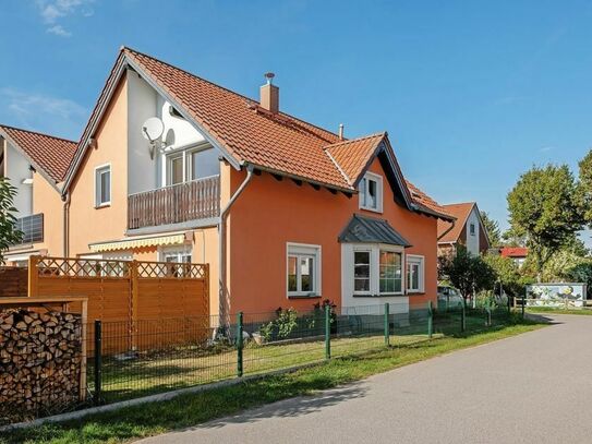 Großes Reihenendhaus - bezugsfrei in Brieselang am Bredower Forst