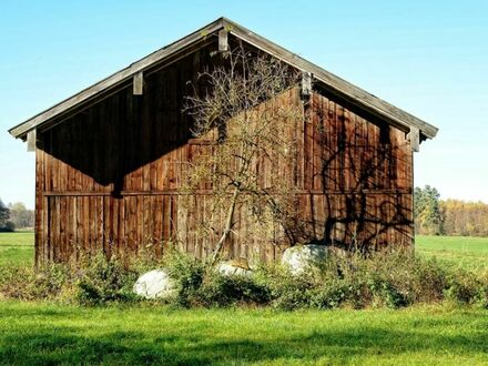 IDYLLISCHE LAGE NAHE KEMPTEN - WOHNHAUS MIT 1,5 HA GRUND