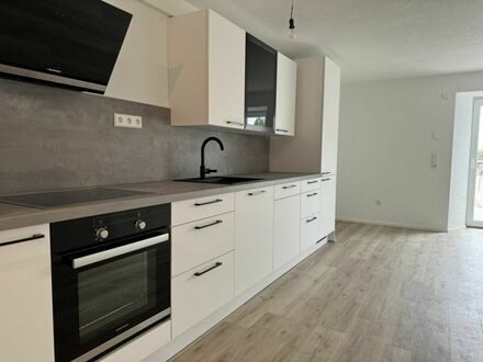 2-Zimmer OG Wohnung im Neubau-Standard mit Küche und Balkon!