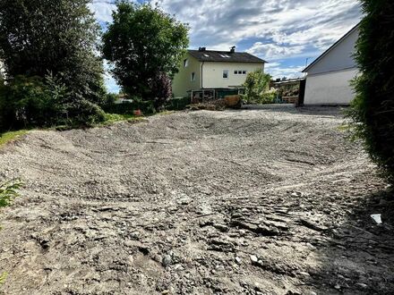 Seltene Gelegenheit! Grundstück für ein Doppel- oder ein Einfamilienhaus!