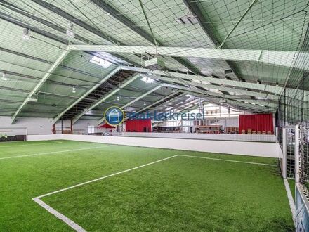 Auch für Visionäre! Flexible (Soccer-) Halle mit Gastronomie / Sportsbar!