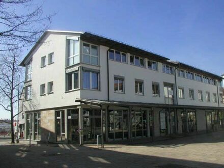Erstklassige Büroräume im Ortskern von Rommelsbach!