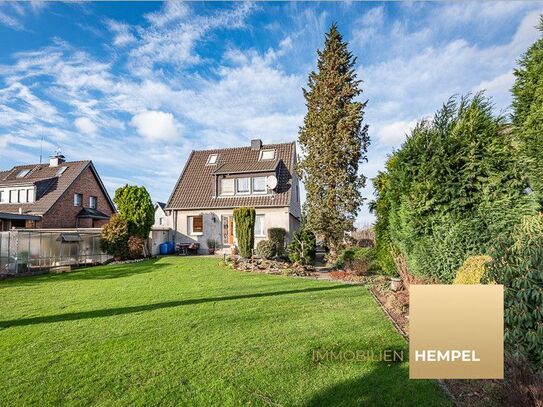 Wohnen mit Aussicht - Freistehendes Einfamilienhaus in bester Randlage von Krefeld-Oppum