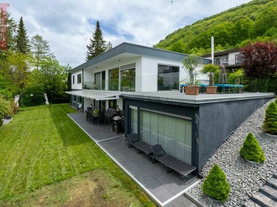 Villa mit Blick über Pfullingen