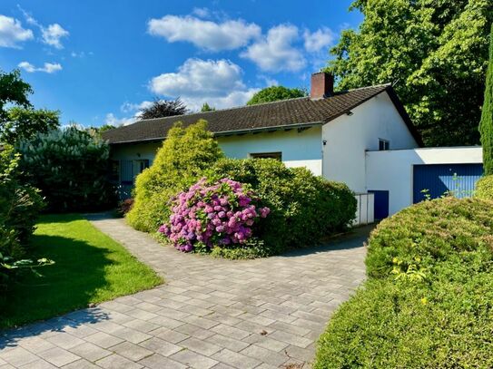 Charmanter Bungalow mit wundervollem Garten