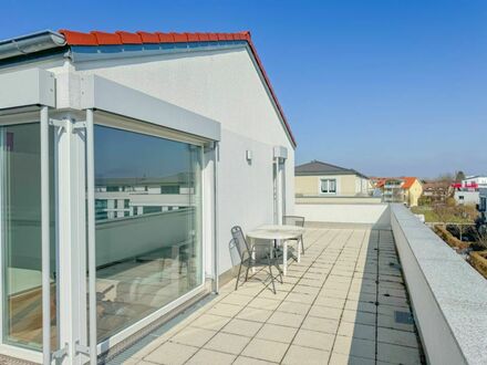 *** 2-Zim-Dachterrassenwohnung *** Mit umlaufender Terrasse & Zugang über den Aufzug in Puchheim ***